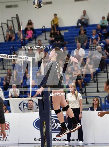 Thumbnail 1 in Santa Margarita vs. Mater Dei (CIF SS D1 Final) photogallery.