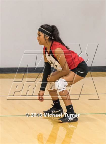 Thumbnail 2 in Oroville vs. River Valley (Red Bluff Tournament) photogallery.