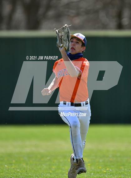 Thumbnail 3 in Glenn vs. Bowie (AISD Tournament) photogallery.