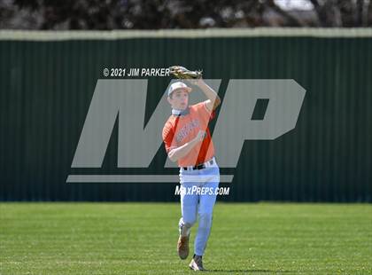 Thumbnail 2 in Glenn vs. Bowie (AISD Tournament) photogallery.