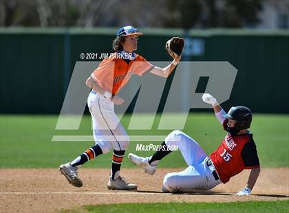 Thumbnail 1 in Glenn vs. Bowie (AISD Tournament) photogallery.