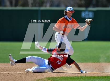 Thumbnail 2 in Glenn vs. Bowie (AISD Tournament) photogallery.