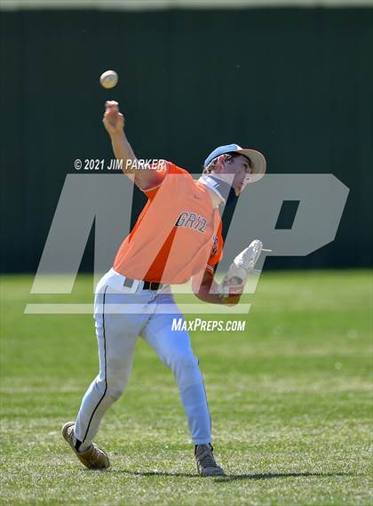 Thumbnail 2 in Glenn vs. Bowie (AISD Tournament) photogallery.