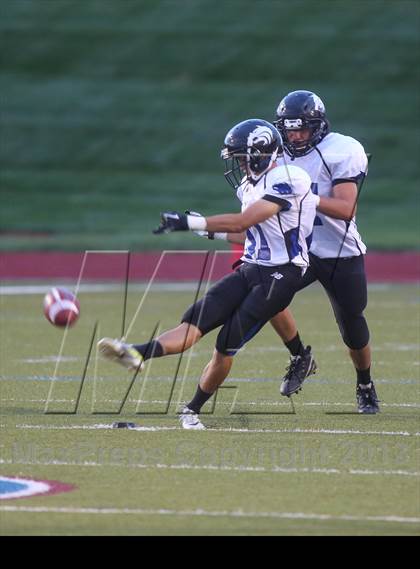 Thumbnail 3 in Grandview vs Horizon photogallery.