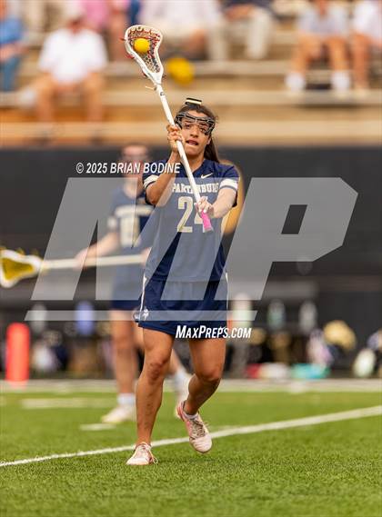 Thumbnail 2 in Lexington vs Spartanburg (SCHSL 5A Div 1 Final) photogallery.