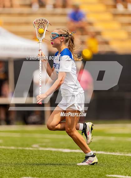 Thumbnail 2 in Lexington vs Spartanburg (SCHSL 5A Div 1 Final) photogallery.