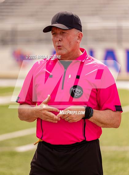 Thumbnail 3 in Lexington vs Spartanburg (SCHSL 5A Div 1 Final) photogallery.