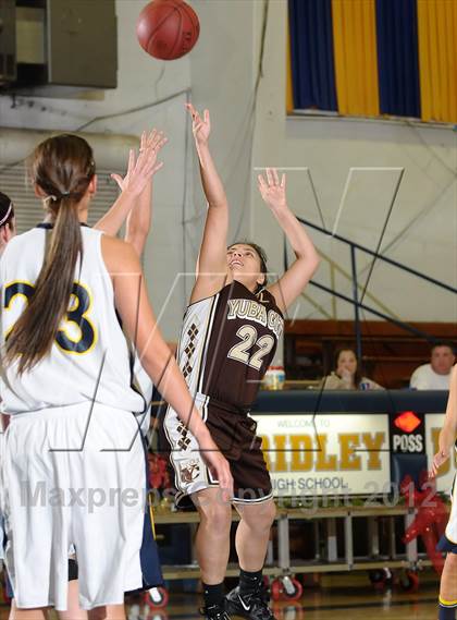 Thumbnail 3 in Yuba City vs. Gridley (Lady Bulldog Holiday Classic) photogallery.