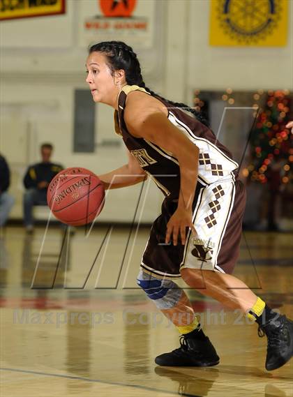 Thumbnail 1 in Yuba City vs. Gridley (Lady Bulldog Holiday Classic) photogallery.