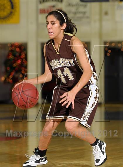 Thumbnail 1 in Yuba City vs. Gridley (Lady Bulldog Holiday Classic) photogallery.