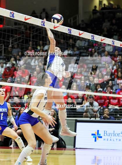 Thumbnail 1 in Byron Nelson vs. Dawson (UIL 6A D1 Volleyball Final) photogallery.