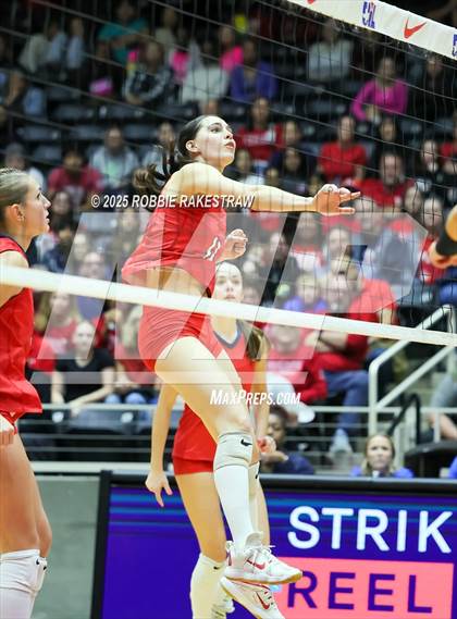 Thumbnail 2 in Byron Nelson vs. Dawson (UIL 6A D1 Volleyball Final) photogallery.