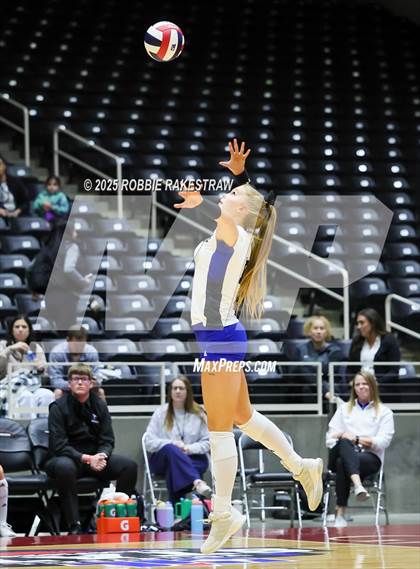 Thumbnail 3 in Byron Nelson vs. Dawson (UIL 6A D1 Volleyball Final) photogallery.