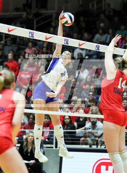 Thumbnail 1 in Byron Nelson vs. Dawson (UIL 6A D1 Volleyball Final) photogallery.
