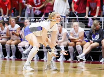 Thumbnail 3 in Byron Nelson vs. Dawson (UIL 6A D1 Volleyball Final) photogallery.