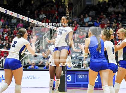 Thumbnail 1 in Byron Nelson vs. Dawson (UIL 6A D1 Volleyball Final) photogallery.