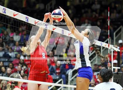 Thumbnail 3 in Byron Nelson vs. Dawson (UIL 6A D1 Volleyball Final) photogallery.