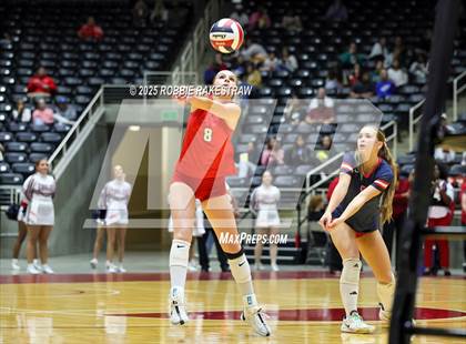 Thumbnail 2 in Byron Nelson vs. Dawson (UIL 6A D1 Volleyball Final) photogallery.