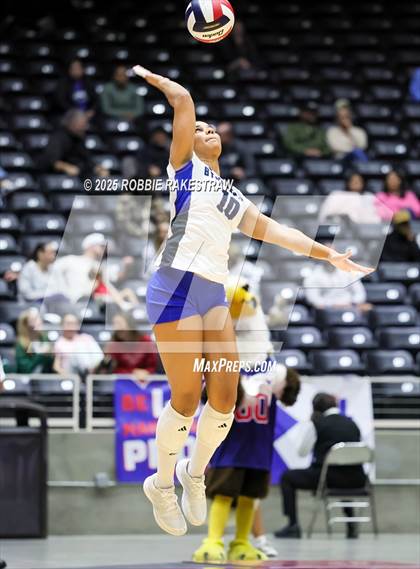 Thumbnail 1 in Byron Nelson vs. Dawson (UIL 6A D1 Volleyball Final) photogallery.