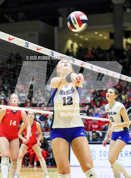 Thumbnail 1 in Byron Nelson vs. Dawson (UIL 6A D1 Volleyball Final) photogallery.