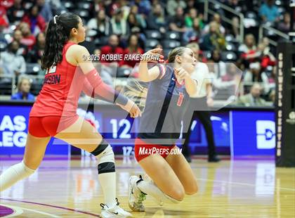 Thumbnail 2 in Byron Nelson vs. Dawson (UIL 6A D1 Volleyball Final) photogallery.
