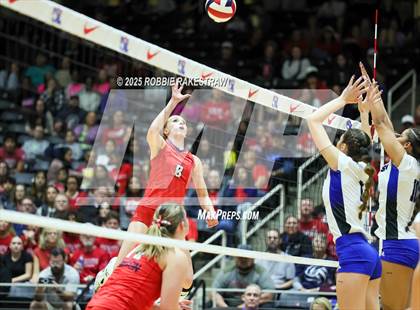 Thumbnail 2 in Byron Nelson vs. Dawson (UIL 6A D1 Volleyball Final) photogallery.