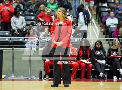 Thumbnail 1 in Byron Nelson vs. Dawson (UIL 6A D1 Volleyball Final) photogallery.