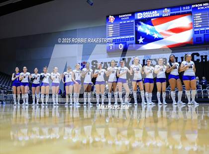 Thumbnail 1 in Byron Nelson vs. Dawson (UIL 6A D1 Volleyball Final) photogallery.