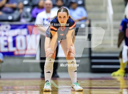 Thumbnail 1 in Byron Nelson vs. Dawson (UIL 6A D1 Volleyball Final) photogallery.