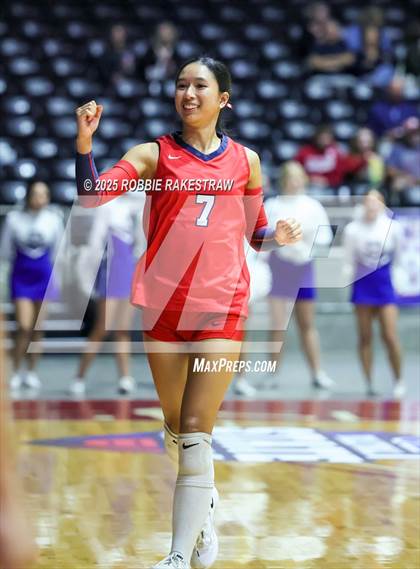 Thumbnail 2 in Byron Nelson vs. Dawson (UIL 6A D1 Volleyball Final) photogallery.