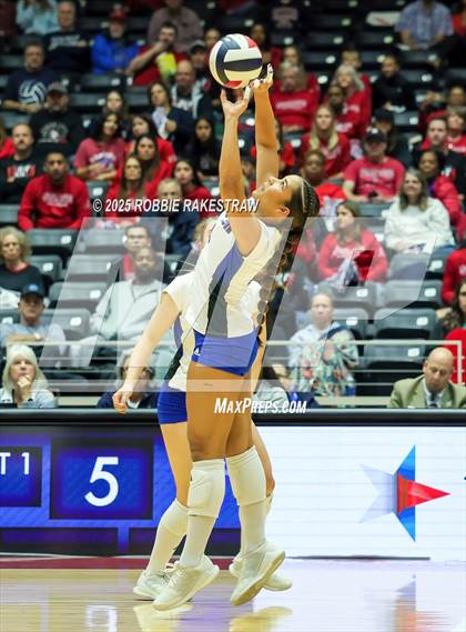 Thumbnail 3 in Byron Nelson vs. Dawson (UIL 6A D1 Volleyball Final) photogallery.