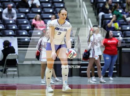 Thumbnail 1 in Byron Nelson vs. Dawson (UIL 6A D1 Volleyball Final) photogallery.