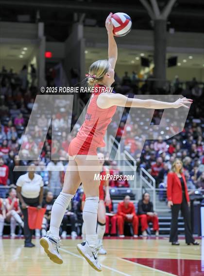 Thumbnail 3 in Byron Nelson vs. Dawson (UIL 6A D1 Volleyball Final) photogallery.