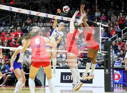 Thumbnail 1 in Byron Nelson vs. Dawson (UIL 6A D1 Volleyball Final) photogallery.