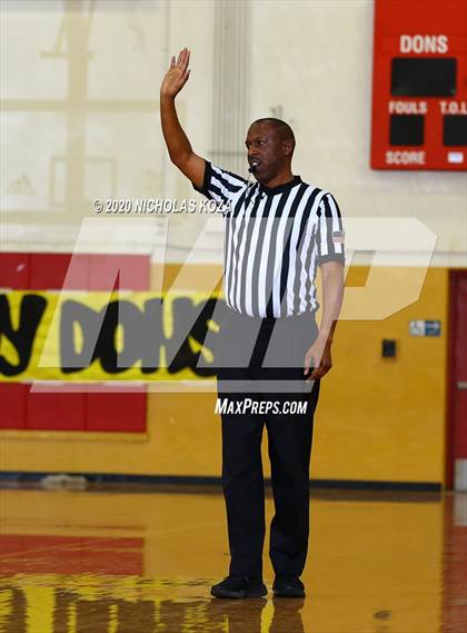Thumbnail 2 in Lynwood vs. Dominguez photogallery.