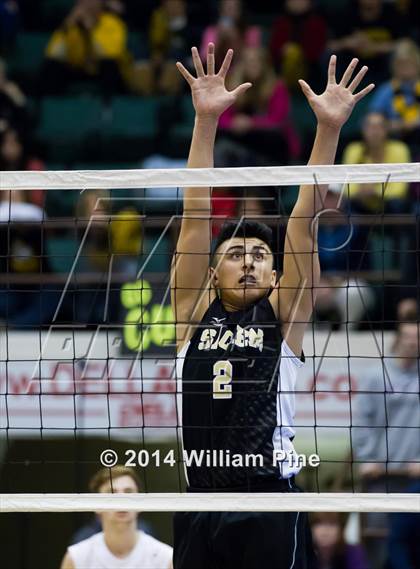 Thumbnail 2 in Sachem North vs. McQuaid Jesuit (NYSPHSAA Division I Final) photogallery.