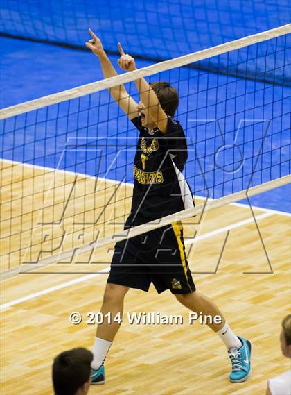 Thumbnail 1 in Sachem North vs. McQuaid Jesuit (NYSPHSAA Division I Final) photogallery.