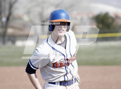 Thumbnail 3 in Innisdale vs. Neah-Kah-Nie (Hug Tournament) photogallery.