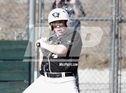 Thumbnail 3 in Innisdale vs. Neah-Kah-Nie (Hug Tournament) photogallery.