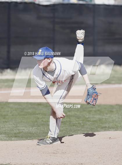 Thumbnail 2 in Innisdale vs. Neah-Kah-Nie (Hug Tournament) photogallery.