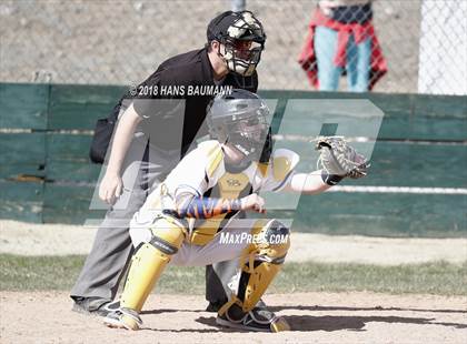 Thumbnail 1 in Innisdale vs. Neah-Kah-Nie (Hug Tournament) photogallery.