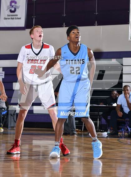 Thumbnail 3 in Burbank vs. Pleasant Grove (St. Hope Elite Classic) photogallery.