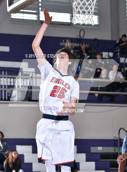 Thumbnail 3 in Burbank vs. Pleasant Grove (St. Hope Elite Classic) photogallery.