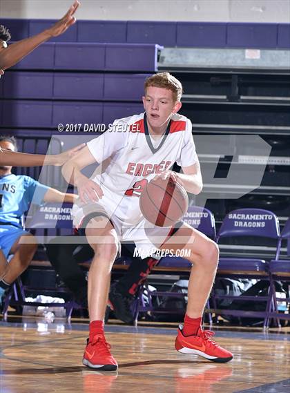 Thumbnail 2 in Burbank vs. Pleasant Grove (St. Hope Elite Classic) photogallery.