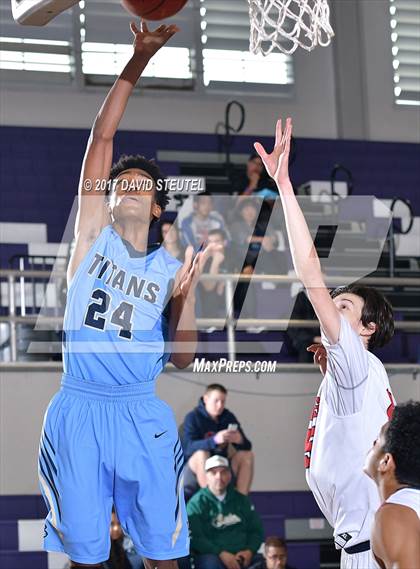 Thumbnail 1 in Burbank vs. Pleasant Grove (St. Hope Elite Classic) photogallery.
