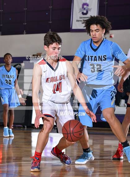 Thumbnail 1 in Burbank vs. Pleasant Grove (St. Hope Elite Classic) photogallery.