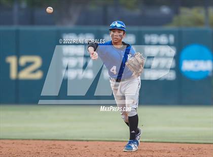 Thumbnail 3 in El Camino Real vs Birmingham (CIF LACS Open Div Semi Final) photogallery.