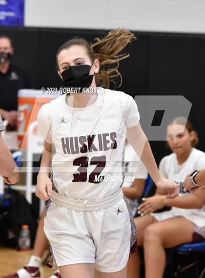 Thumbnail 2 in Valley Vista vs. Hamilton (AIA 6A Final) photogallery.