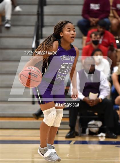 Thumbnail 3 in Valley Vista vs. Hamilton (AIA 6A Final) photogallery.