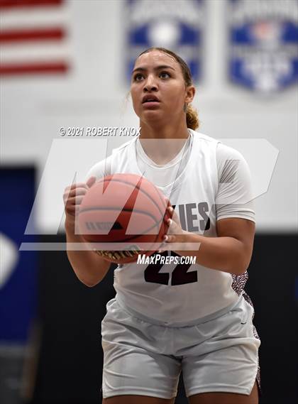 Thumbnail 2 in Valley Vista vs. Hamilton (AIA 6A Final) photogallery.